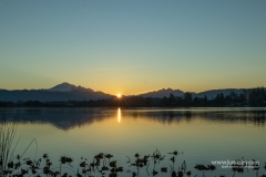 201101-7337-sunrise-wiser-lake